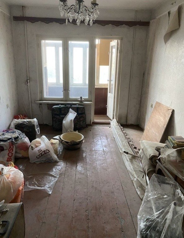 Satılır 2 otaqlı köhnə tikili, 65 m², 8-ci mikrorayon-11