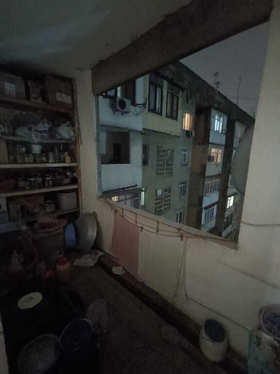 Satılır 4 otaqlı köhnə tikili, 100 m², Neftçilər m.-13
