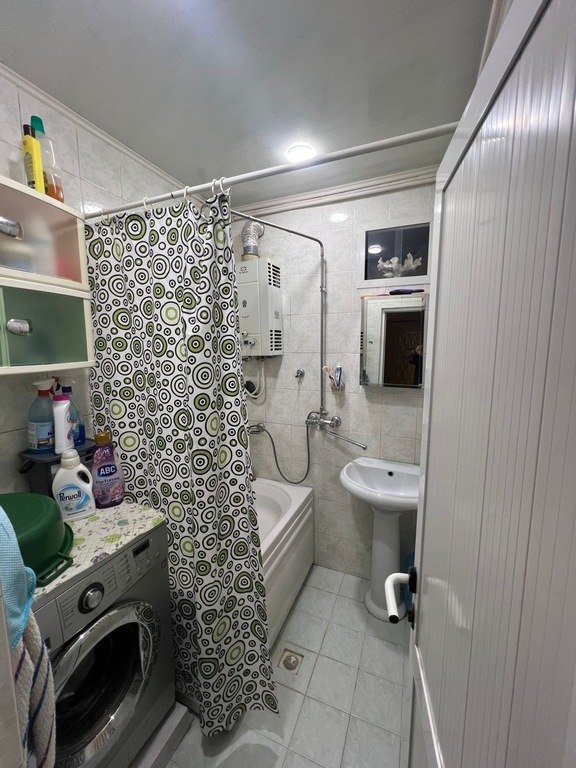 Satılır 2 otaqlı köhnə tikili, 55 m², Memar Əcəmi m.-10