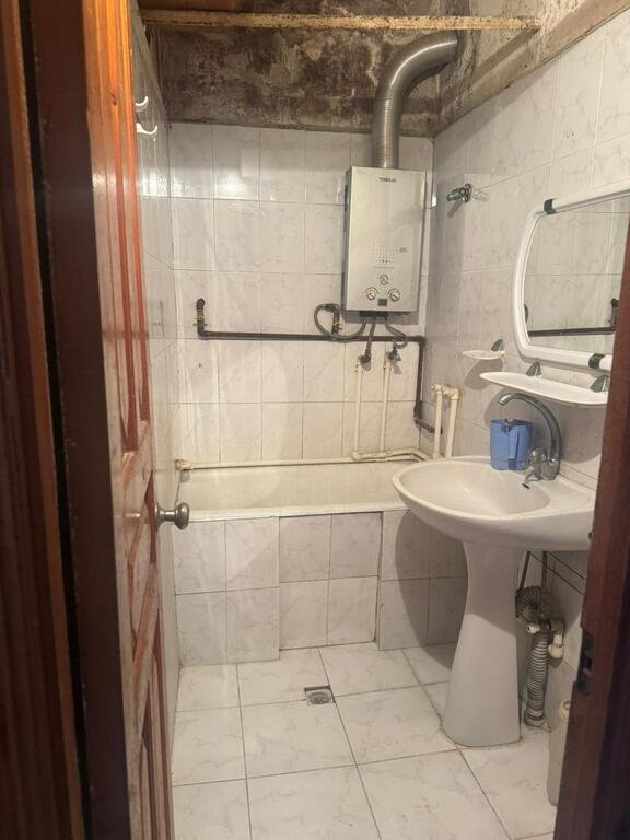 Satılır 4 otaqlı köhnə tikili, 100 m², Köhnə Günəşli-8