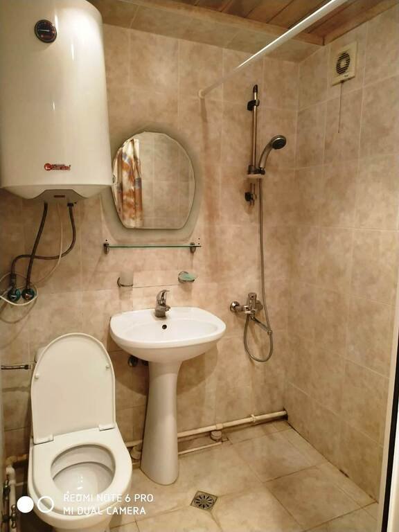 Kirayə verilir 2 otaqlı köhnə tikili, 60 m², İçərişəhər m.-8