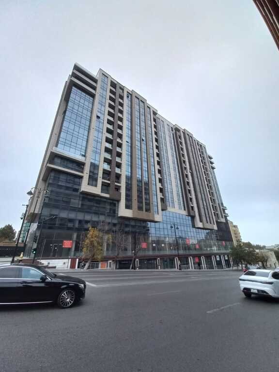 Satılır 3 otaqlı yeni tikili, 106 m², 28 May m.-1