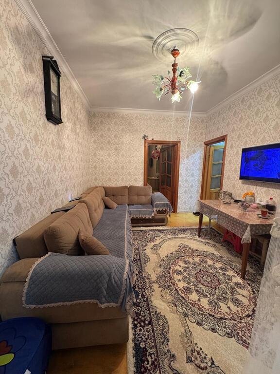Satılır 3 otaqlı köhnə tikili, 55 m², Memar Əcəmi m.-2