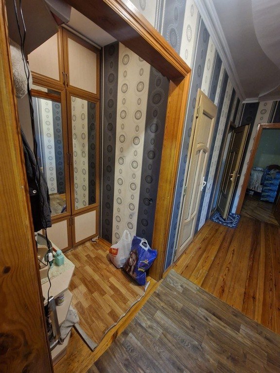 Satılır 3 otaqlı köhnə tikili, 75 m², Sumqayıt-4