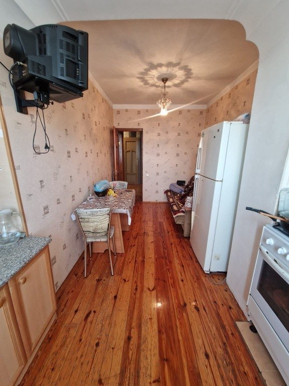 Satılır 3 otaqlı köhnə tikili, 75 m², Sumqayıt-10