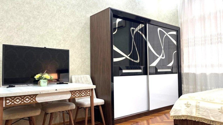 Kirayə verilir 1 otaqlı köhnə tikili, 35 m², İçərişəhər m.-1