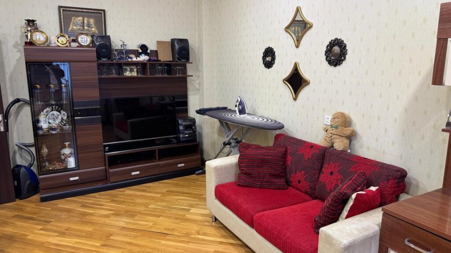 Kirayə verilir 4 otaqlı yeni tikili, 140 m², Nizami m.-9