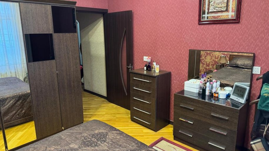 Kirayə verilir 4 otaqlı yeni tikili, 140 m², Nizami m.-19