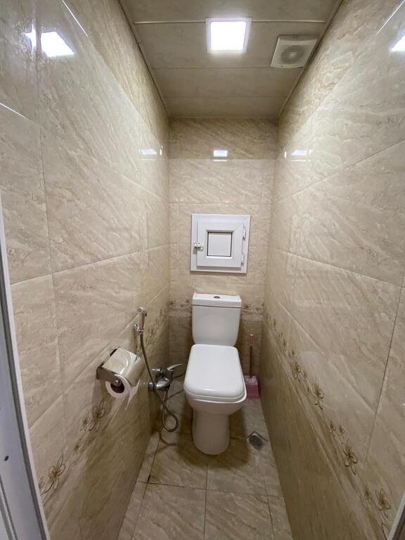 Satılır 2 otaqlı köhnə tikili, 70 m², Azadlıq Prospekti m.-9