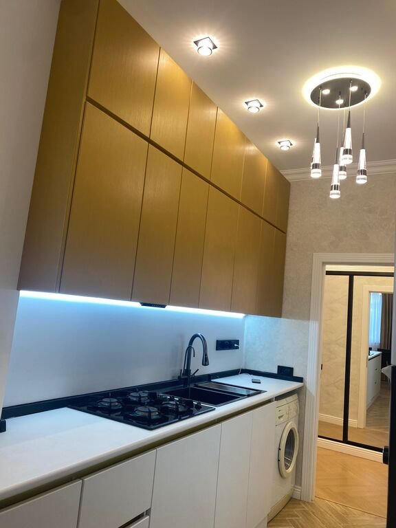 Kirayə verilir 3 otaqlı köhnə tikili, 80 m², Sahil m.-1
