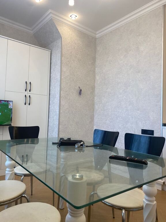 Kirayə verilir 3 otaqlı köhnə tikili, 80 m², Sahil m.-12