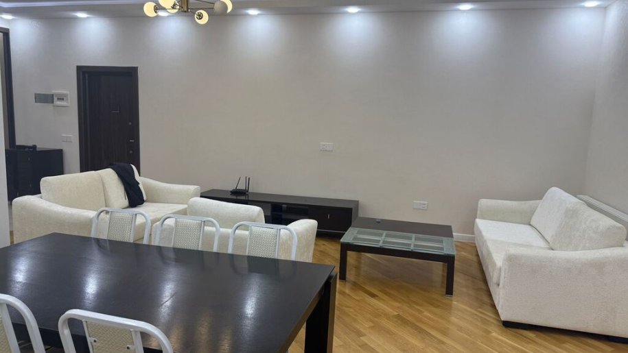 Kirayə verilir 3 otaqlı yeni tikili, 80 m², Xətai m.-2