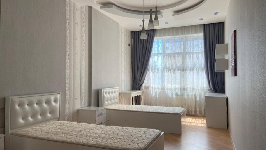 Kirayə verilir 3 otaqlı yeni tikili, 165 m², Nəsimi-7