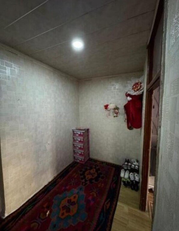 Satılır 2 otaqlı köhnə tikili, 68 m², Suraxanı-3