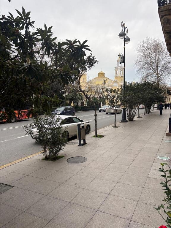 362 kv.m. obyekt icarəyə verilir, İçərişəhər m.-7