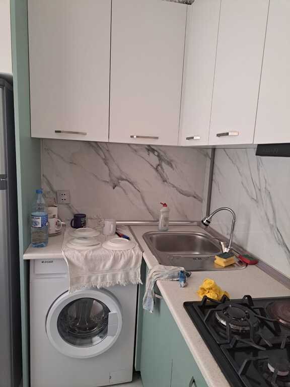 Kirayə verilir 1 otaqlı köhnə tikili, 35 m², Elmlər Akademiyası m.-6