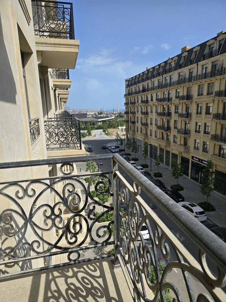 Satılır 4 otaqlı yeni tikili, 213.6 m², Xətai m.-9