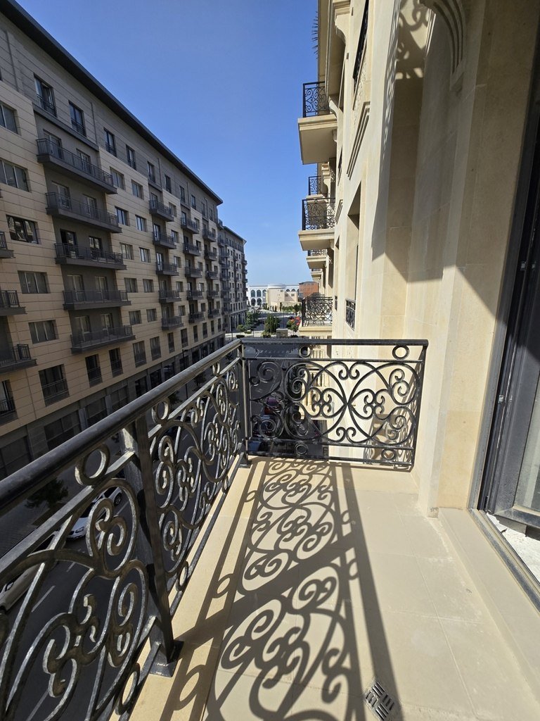Satılır 4 otaqlı yeni tikili, 213.6 m², Xətai m.-10
