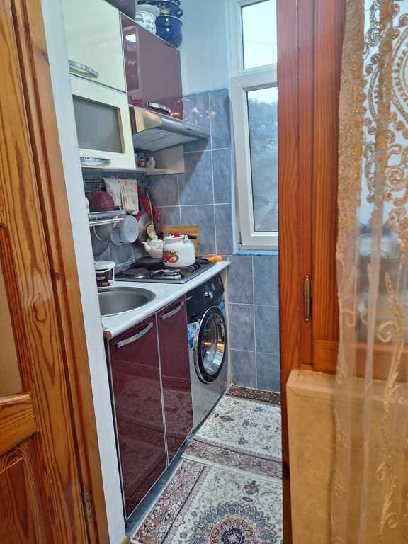 Satılır 3 otaqlı köhnə tikili, 55 m², Memar Əcəmi m.-4