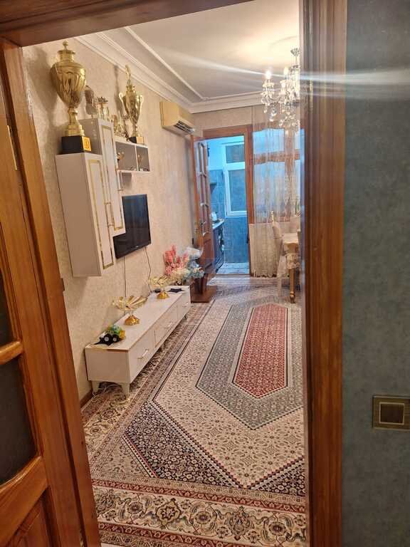 Satılır 3 otaqlı köhnə tikili, 55 m², Memar Əcəmi m.-12