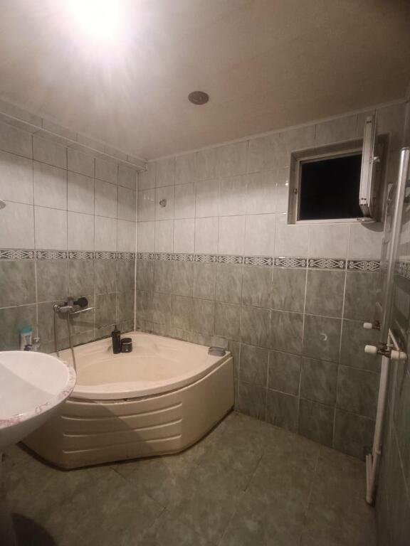Satılır 3 otaqlı köhnə tikili, 81 m², Sumqayıt-5