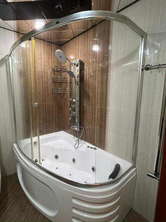 Kirayə verilir 2 otaqlı köhnə tikili, 56 m², Qara Qarayev m.-14
