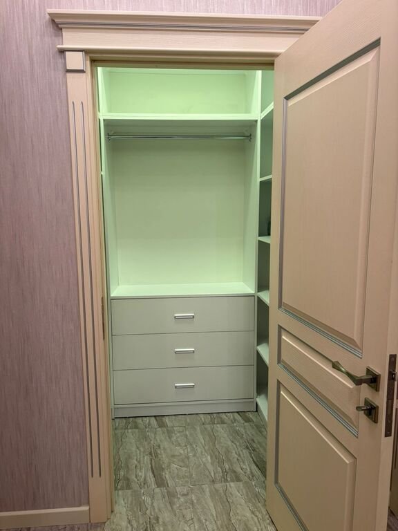 Satılır 3 otaqlı yeni tikili, 130 m², İnşaatçılar m.-15