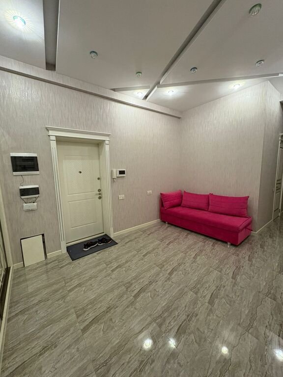 Satılır 3 otaqlı yeni tikili, 130 m², İnşaatçılar m.-22