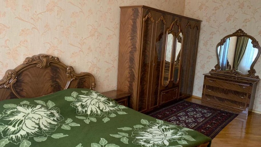 Kirayə verilir 4 otaqlı yeni tikili, 200 m², Nizami m.-7