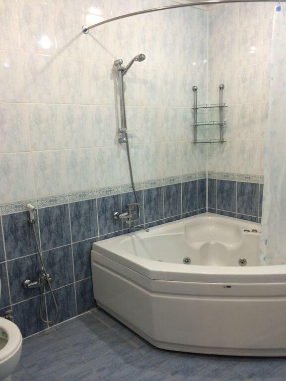 Kirayə verilir 4 otaqlı yeni tikili, 200 m², Nizami m.-12