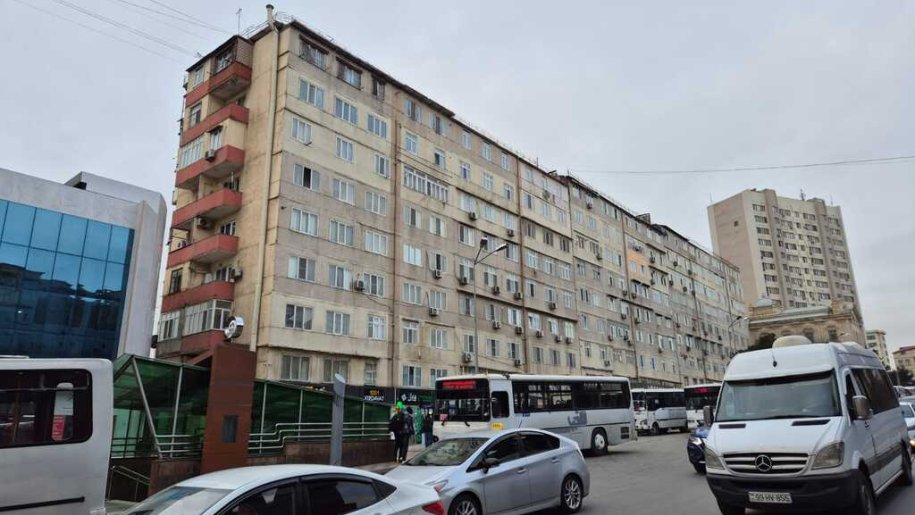 110 m<sup>2</sup> obyekt satılır, Azadlıq Prospekti m.-6