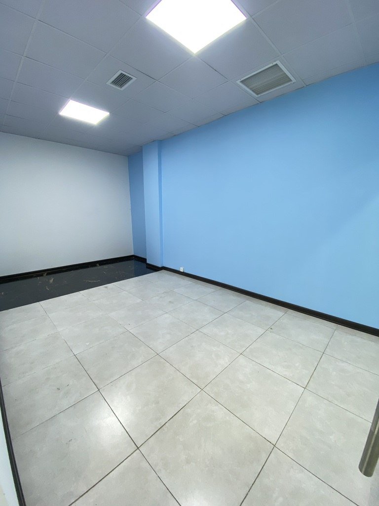 60 m<sup>2</sup> ofis icarəyə verilir, 28 May m.-3