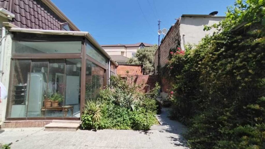 200 m<sup>2</sup> obyekt satılır, Yasamal-6