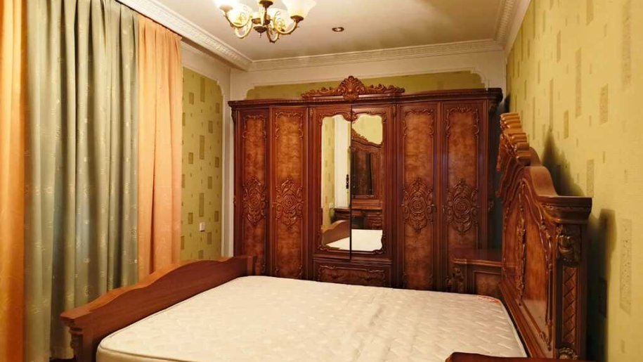 200 m<sup>2</sup> obyekt satılır, Yasamal-8