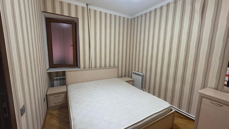 Kirayə verilir 2 otaqlı köhnə tikili, 64 m², İçərişəhər m.-7
