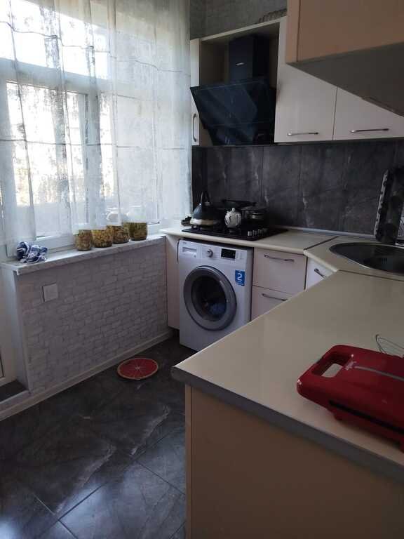 Satılır 4 otaqlı köhnə tikili, 100 m², Köhnə Günəşli-10