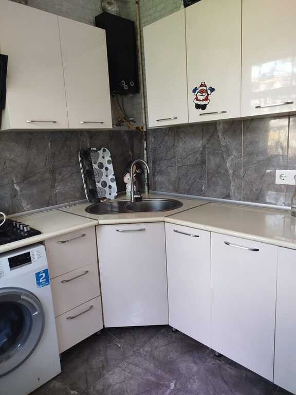 Satılır 4 otaqlı köhnə tikili, 100 m², Köhnə Günəşli-11