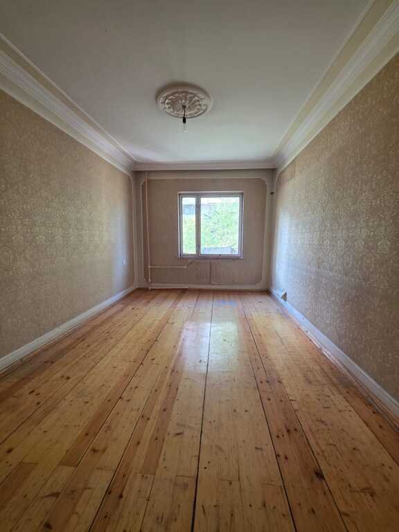 Satılır 5 otaqlı köhnə tikili, 120 m², Yeni Yasamal-4