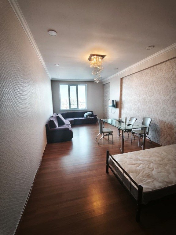 Kirayə verilir 4 otaqlı yeni tikili, 120 m², İnşaatçılar m.-1