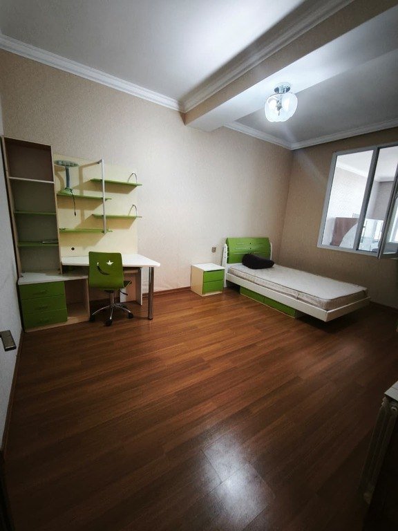 Kirayə verilir 4 otaqlı yeni tikili, 120 m², İnşaatçılar m.-6