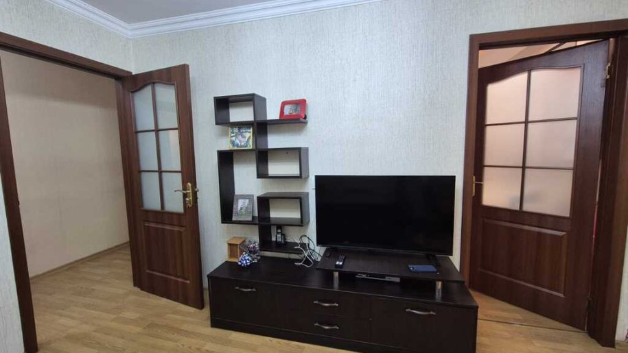 Satılır 2 otaqlı köhnə tikili, 43 m², Sumqayıt-5