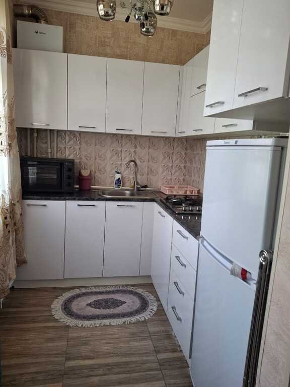 Satılır 1 otaqlı köhnə tikili, 30 m², Azadlıq Prospekti m.-4