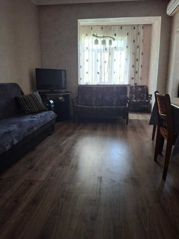 Satılır 1 otaqlı köhnə tikili, 30 m², Azadlıq Prospekti m.-6