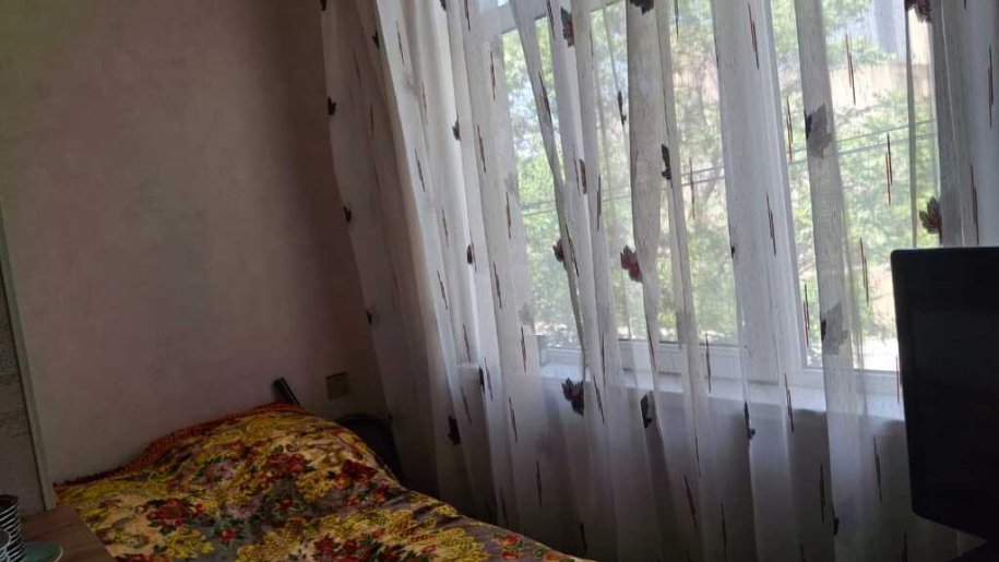 Satılır 1 otaqlı köhnə tikili, 30 m², Azadlıq Prospekti m.-7