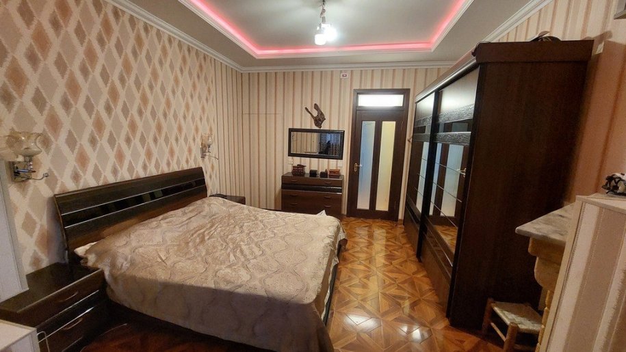 Kirayə verilir 2 otaqlı köhnə tikili, 60 m², 28 May m.-5