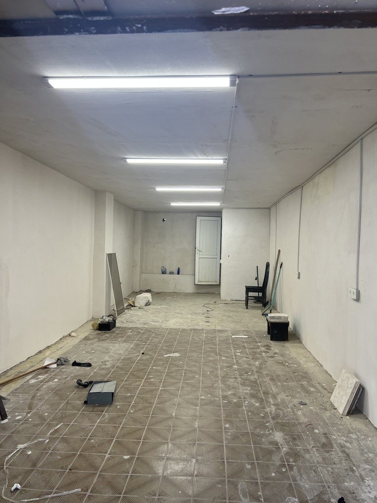 80 kv.m. obyekt icarəyə verilir, Elmlər Akademiyası m.-2