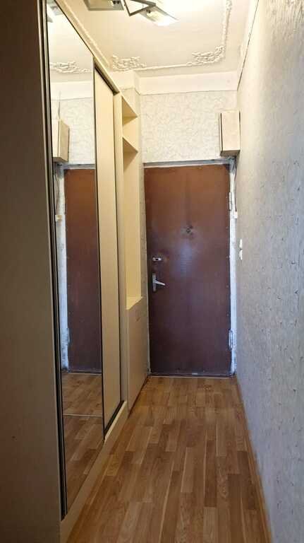 Satılır 2 otaqlı köhnə tikili, 32 m², İnşaatçılar m.-4
