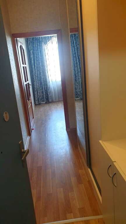 Satılır 2 otaqlı köhnə tikili, 32 m², İnşaatçılar m.-6