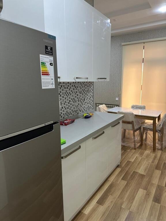 Kirayə verilir 3 otaqlı yeni tikili, 140 m², Elmlər Akademiyası m.-9