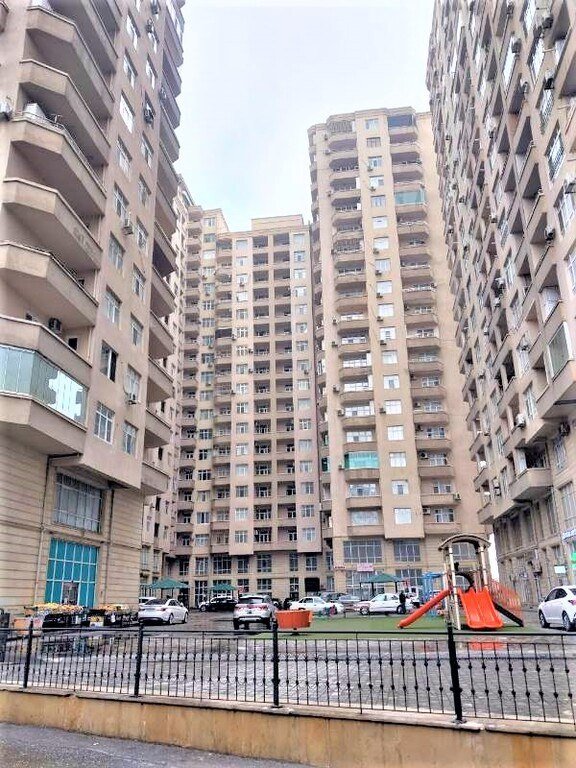 Satılır 4 otaqlı yeni tikili, 170 m², 8 noyabr-1